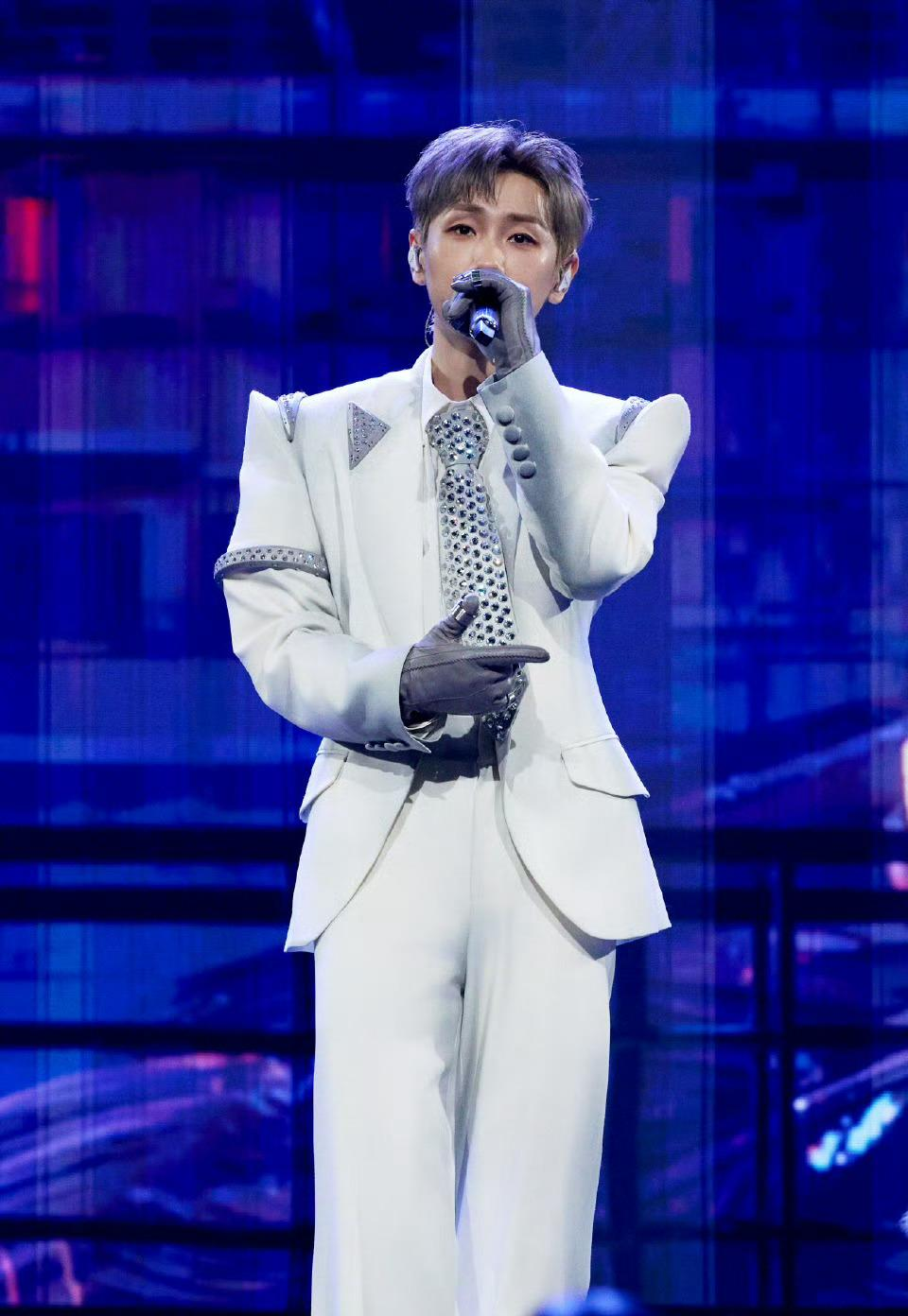 羅曼第一縷光降臨濠江：汪蘇瀧2026世界巡演澳門站全攻略